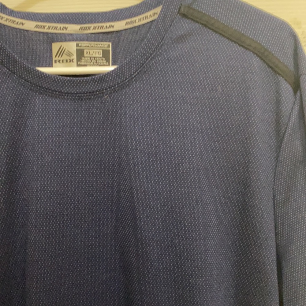 2 RBX performance shirts - Picture 6 of 7